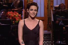Kristen Stewart maldice durante su monólogo en SNL