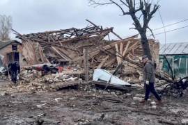 Kiev ha acusado a Rusia de bombardear sus propios pueblos en Kursk mientras ataca a las tropas ucranianas.