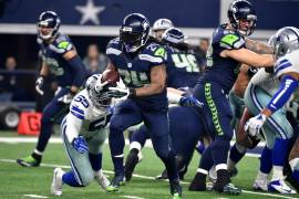 Marshawn Lynch regala dinero en McDonalds