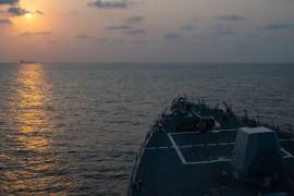El trasvase diario promedio de petróleo a través del estrecho superaba los 8 millones de barriles, pero incluso esta cifra es menos de la mitad del promedio anterior a la guerra y, en cualquier caso, se considera inflada.