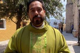 El Padre Néstor Martínez llamó a los padres a mantenerse cerca de sus hijos y atentos a señales de alerta.