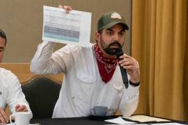 El candidato de Morena al Distrito 9, Antonio Attolini, aseguró que existen contratos duplicados y trabajos de mantenimiento no realizados en pozos y cárcamos operados por SIMAS Torreón.
