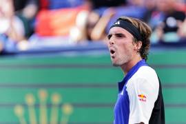 Stefanos Tsitsipas fue uno de los tenistas que demostraron su rendimiento para avanzar a la siguiente ronda del Masters Shanghái.