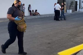 Erika caminaba junto con sus hijas e hijos cuando el conductor de una camioneta la arrolló