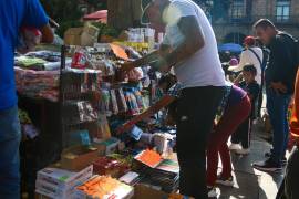 Ven la persistencia de presiones económicas, conflictos internacionales y pérdida de ingresos.