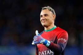 Keylor Navas llegó a la CDMX de madrugada y sin contacto con la prensa o la afición. Pumas espera presentarlo oficialmente este jueves.