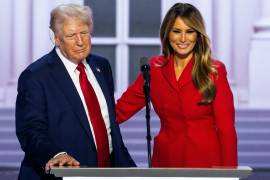 Melania Trump junto a su esposo Donald Trump durante la campaña presidencial de 2024.