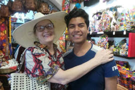 Captan a Meryl Streep turisteando por México