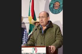 El diputado federal Rubén Moreira Valdez presentó una iniciativa para hacer obligatoria la comparecencia de los secretarios de Estado ante el Congreso.