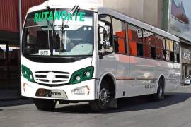 De manera temporal la parada de transporte urbano ha quedado fuera de servicio, para no obstruir la construcción del Sistema Vial Revolución-Vasconcelos.