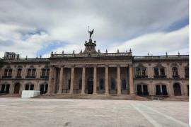 Las pymes, que representan el 90% de las unidades económicas nuevoleonesas, resultan aún más atractivas para los ciberdelincuentes porque suelen tener equipos menos especializados con vulnerabilidades importantes en materia de ciberseguridad.