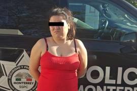 Una mujer de 27 años fue detenida por la Policía de Monterrey luego de presuntamente golpear y rasguñar a su pareja durante una discusión en la colonia Valle Verde