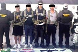 Cuatro sujetos apodados como Lucifer, Cañangas, Tocino y Flaco, fueron detenidos por repartir juguetes bélicos a menores de edad con la leyenda del grupo CDN.