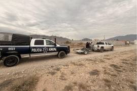 Las dos personas sorprendidas arrojando escombro en la vía pública, deberán pagar una multa por 5 mil 100 pesos a cada.