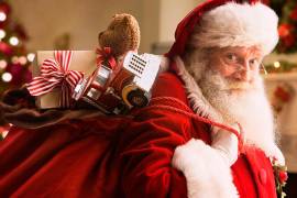 Santa Claus está listo para hablar con los niños saltillenses.
