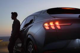 Ford defiende su Mustang SUV eléctrico con un documental