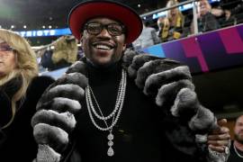 Mayweather le responde a Nurmagomedov...'saquen la chequera'