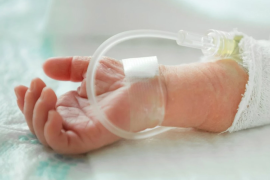 Una madre primeriza de 17 años causó la muerte de su bebé de tan solo 9 meses al darle leche materna, por lo que la sustancia la echó en el polvo de leche
