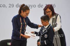 Conoce dónde se ubican los módulos de entrega, cómo saber la fecha que te corresponde y qué medios oficiales debes consultar para recibir el plástico.
