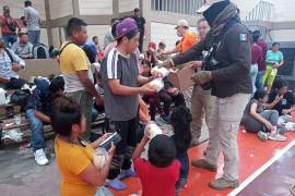 Las personas rescatadas fueron llevadas al Centro de Usos Múltiples de la ciudad, donde recibieron alimentos y atención médica
