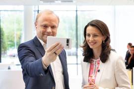 El CEO de Nokia, Pekka Lundmark, realizó la primera “llamada inmersiva”, la cual se basa en una tecnología que permite audio tridimensial e interacciones más realistas.