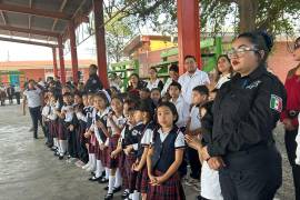 El titular de Servicios Educativos, Abraham Segundo, informó que cualquier ajuste en los horarios escolares dependerá de las disposiciones de la Secretaría de Educación y de las condiciones climáticas.