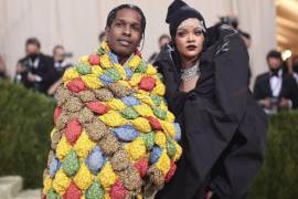A$AP Rocky y Rihanna hicieron su debut como pareja en la Met Gala de 2021.