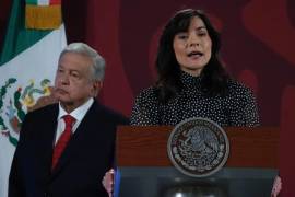 López Obrador fue cuestionado sobre si impugnará la decisión del juez de proteger a Riva Palacio Neri, algo que rechazó y aseguró que el periodista, sin decir su nombre, “tiene jefes” y son ellos quienes deciden.