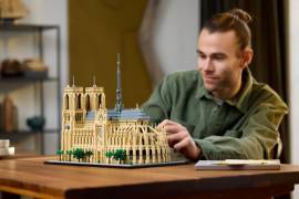 ¿Cansado de esperar a que la restauren? Lego lanza modelo oficial de Notre Dame
