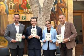 José Ángel Gámez presentó su libro El arte de vivir en la era de las distracciones en la capital coahuilense.