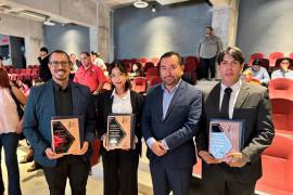 Docentes y estudiantes de la UTC fueron distinguidos por su participación en proyectos de vinculación estratégica, contribuyendo al desarrollo académico, empresarial y social de la región.