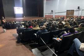 La estrategia pretende mejorar la convivencia escolar y brindar a los docentes recursos para atender las emociones de sus estudiantes.