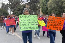 Unas 70 mujeres alzaron la voz para exigir un alto a la discriminación y acoso laboral de que son víctimas en la Universidad Autónoma Agraria Antonio Narro.