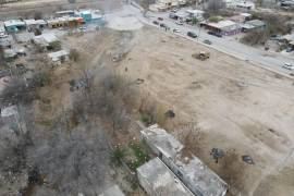 De acuerdo con las autoridades, se limpiaron más de 400 metros lineales de cauce, previniendo posibles riesgos ante la presencia de lluvias repentinas. FOTO: CORTESÍA