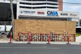 El memorial sustituirá las 52 cruces que fueron colocadas por los familiares de las víctimas del ataque incendiario