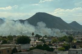 Sujetos provocan incendio y afectan vivienda, en Saltillo