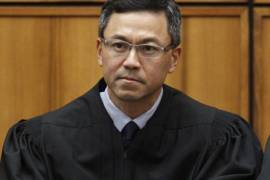 Juez en Hawai extiende bloqueo a veto migratorio de Donald Trump