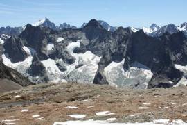 Mueren tres esquiadores en avalancha en Alpes franceses