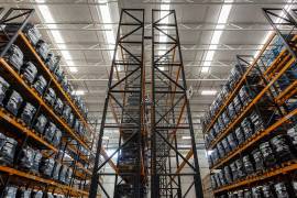 El sector industrial anotó su baja más significativa desde el menos 3.11 por ciento de septiembre del año pasado.