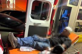 El hombre fue trasladado de inmediato al área de urgencias. Hasta el momento, su estado clínico es delicado.