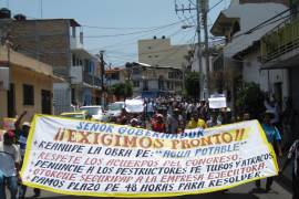 Amenazan vecinos con volver a retener a edil en Guerrero