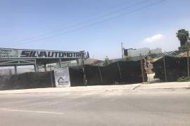 La nueva plaza comercial se ubicará entre la Taquería El Pastor y la distribuidora de autos Silva Automotriz.