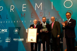 Entregan Premio al Mérito Empresarial Restaurantero