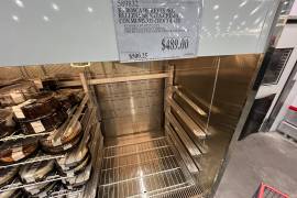 Los anaqueles de la panadería de Costco lucen vacíos; las roscas se agotaron un día antes del 6 de Reyes.