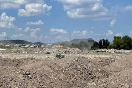Las autoridades detectaron obstrucciones ocasionadas por arena, llantas y residuos provenientes de obras inconclusas.
