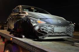 La unidad terminó en sentido contrario tras dar un giro de 180 grados, bloqueando parcialmente la circulación de madrugada.