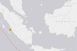 Fuerte sismo de 6.5 grados estremece a Indonesia