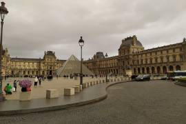 Cierran Museo de Louvre en París por temor al coronavirus