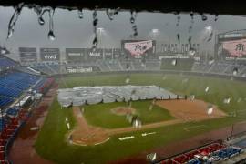 El terreno del Walmart Park quedó sin condiciones para jugar tras la tormenta que cayó sobre Monterrey.