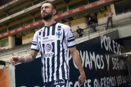 Niño caminó más de dos horas para conocer a Miguel Layún